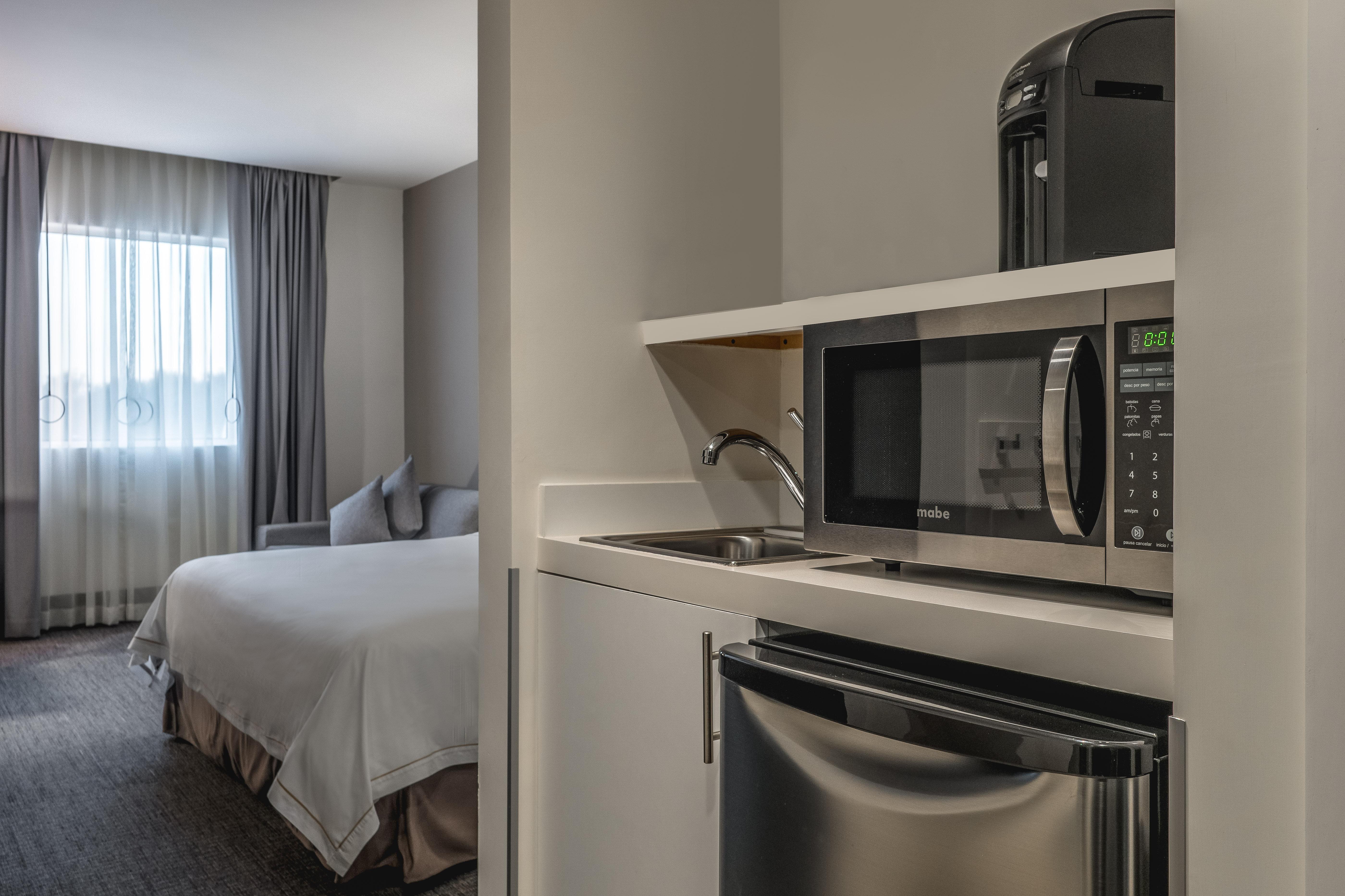 Holiday Inn Express & Suites Silao Aeropuerto Terminal By Ihg المظهر الخارجي الصورة