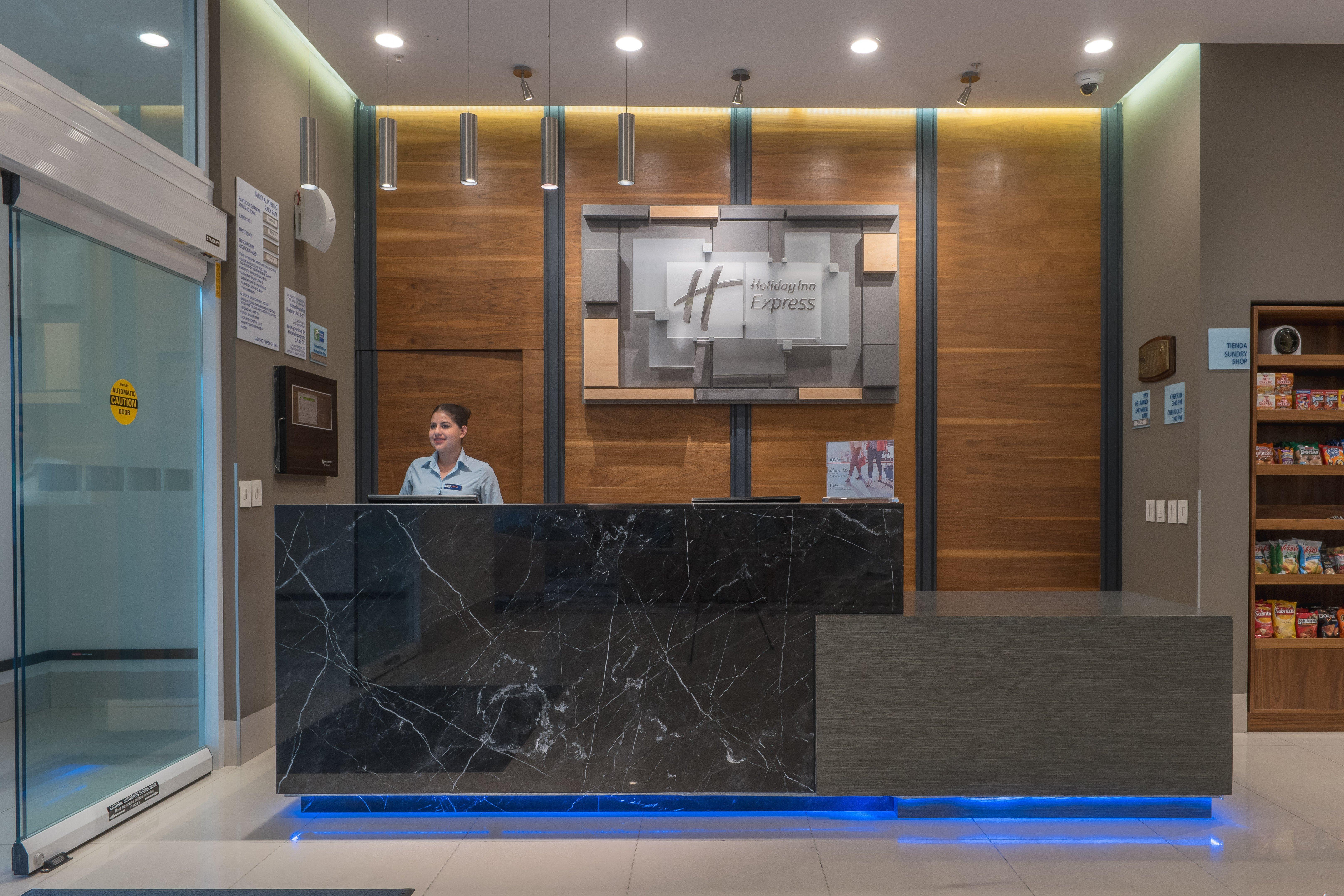 Holiday Inn Express & Suites Silao Aeropuerto Terminal By Ihg المظهر الخارجي الصورة