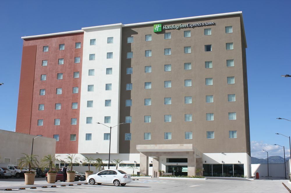 Holiday Inn Express & Suites Silao Aeropuerto Terminal, An Ihg Hotel المظهر الخارجي الصورة